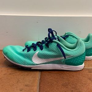 NWOT Nike Racing Distance Tennis Shoes